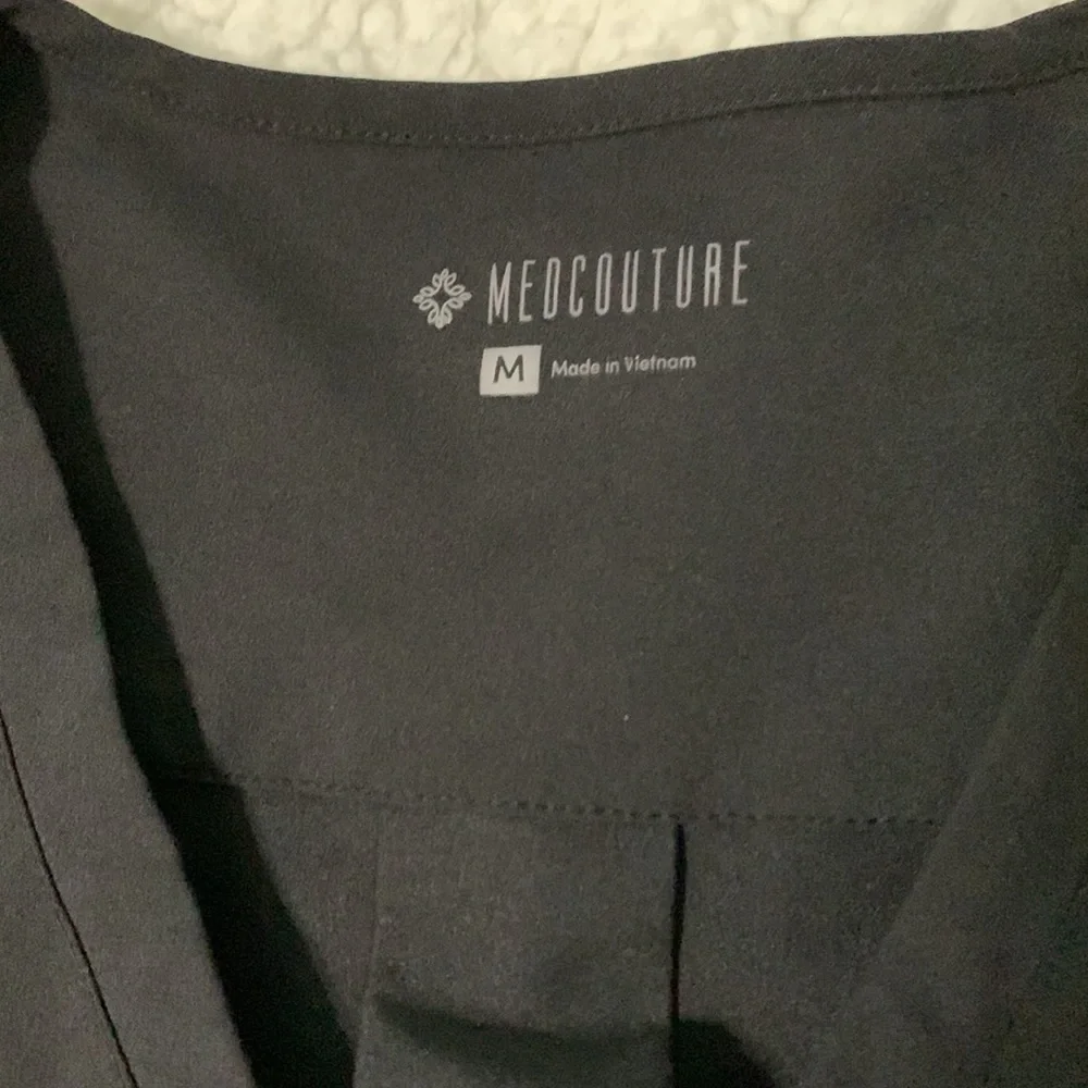 Black Med Couture Scrub Set - Picture 6 of 11